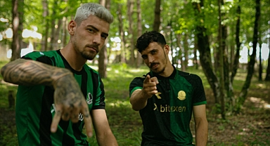 Sakaryaspor yeni sezon formalarını tanıttı