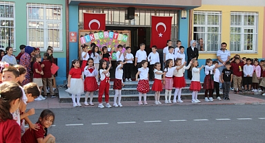 Ferizli'de İlköğretim Haftası Coşkuyla Kutlandı