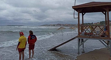 Kandıra sahillerinde denize girmek yasaklandı