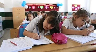 Cumhurbaşkanı Erdoğan Açıkladı : 30 Ekim'de Okullar Tatil