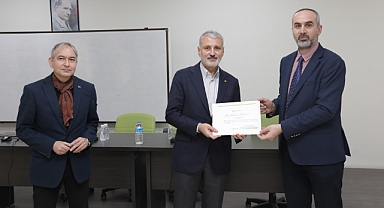 Başkan Altuğ SAÜ'lü Öğrencilerle Bir Araya Geldi