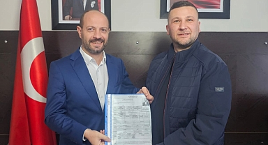 İş İnsanı Özkan Çerlek Serdivan'a Adaylık Başvurusunu Yaptı