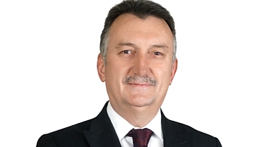 Yusuf Türkhan, AK Parti'den Aday Adaylığı Başvurusunu Yapıyor