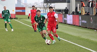 Sakaryaspor Ümraniyespor Deplasmanından 1 Puanla Dönüyor