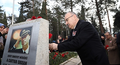 Şehit Ali Gaffar Okkan Hendek'te Mezarı Başında Anıldı