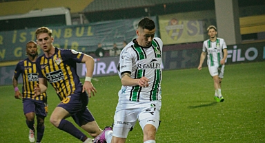 Eyüpspor Sakaryaspor'u 3-2 Mağlup Etti