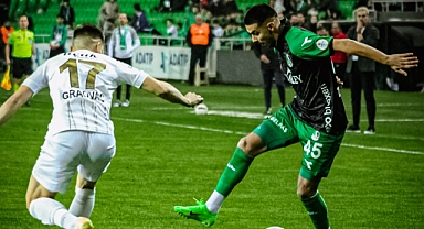 Sakaryaspor, Manisa FK'yı 2 Golle Geçti