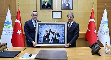 Başkan Alemdar AK Parti İl Başkanı Tever Ve Yönetimini Ağırladı