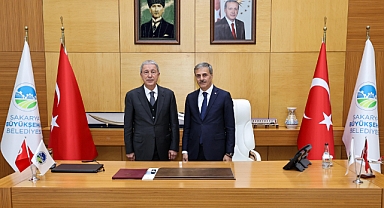 Başkan Alemdar, Hulusi Akar’ı Ağırladı