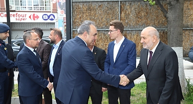 Hendek'te Protokol Bayramlaştı