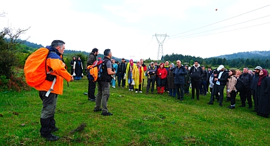 Karagöl'de Unutulmaz Yürüyüş: Doğanın Kalbinde Adımladılar