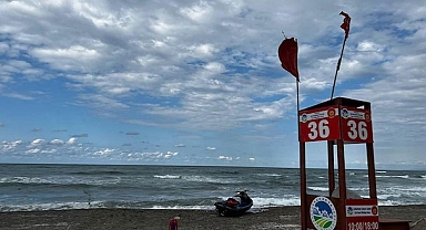 Karasu, Kocaeli, Kaynarca ve Kandıra'da Deniz'e Girmek Yasaklandı