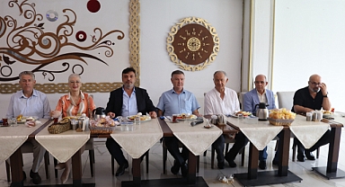 Sakarya'da Gazeteciler Kahvaltıda Buluştu