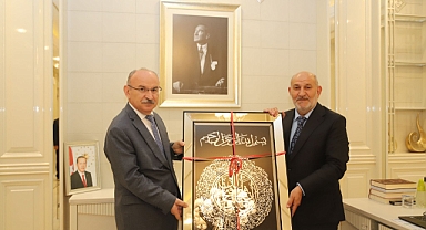 Vali Yaşar Karadeniz Hendek'te