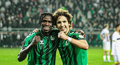 Sakaryaspor, İstanbulspor'u 3-1 Yendi