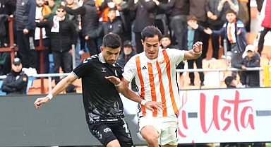Sakaryaspor, Adanaspor Deplasmanından 1 Puanla Dönüyor