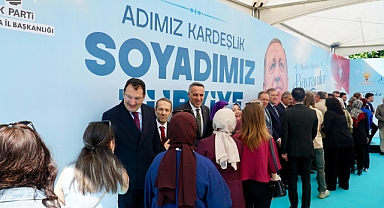 AK Parti Sakarya’da Bayramlaşma Coşkusu
