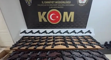 Sakarya'da 5 Milyon TL'lik Tabanca Yakalandı