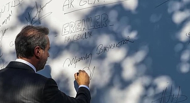 Bakan Alparslan Bayraktar Gençlerle Buluştu
