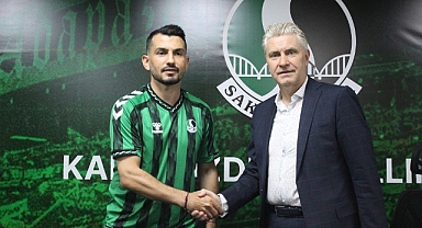 Emrah Başsan ve Göktuğ Baytekin Sakaryaspor'da