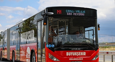 Metrobüsler Seferlerine Başladı