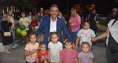  Erenler Belediyesi’nden ‘Mahallemde Şenlik Var’ Etkinliği 