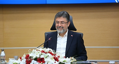 Bakan Yumaklı Tarım Sektörü Temsilcileriyle Bir Araya Geldi 