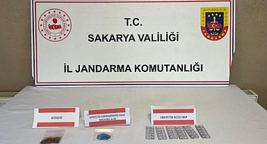 Jandarma Zehir Tacirlerine ve Kaçakçılara Göz Açtırmıyor