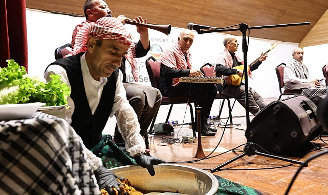 Serdivan’da Türkü ve Muhabbet Dolu Sıra Gecesi 