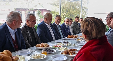 Başkan Alemdar Ulaşım Vizyonunu Muhatarlara Anlattı 