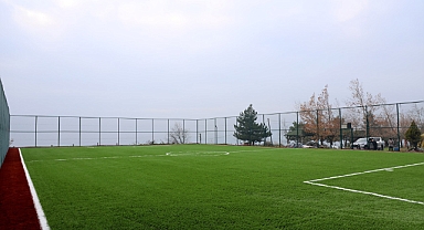 Bayat ve Eşme Mahalleleri Yeni Spor Alanlarına Kavuşuyor 