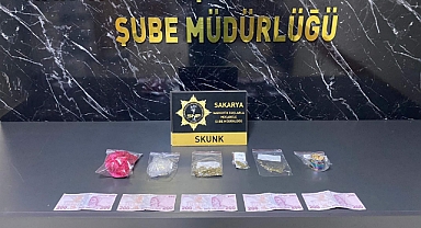 Aranan Şahıslar Narkotik Operasyonunda Yakalandı 