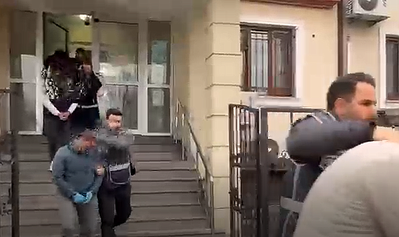 Sakarya Polisi Fuhuş Şebekesini Çökertti 