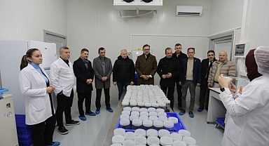 SATSO Meclis Üyeleri Sapanca’daki Doku Kültürü Laboratuvarını İnceledi 