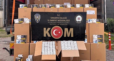 Tırdan 6 Milyon 610 Bin Adet Kaçak Makaron Çıktı 