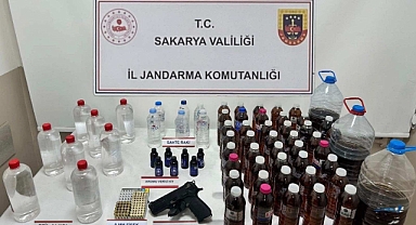 Akyazı’da Sahte İçki Üretimine Jandarma Baskını 