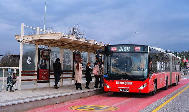 Büyükşehir’den Ramazan’da Metrobüslere Ek Sefer