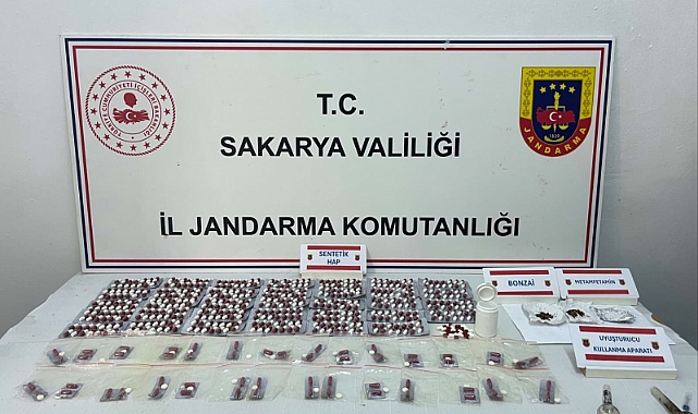 Jandarmadan Zehir Tacirlerine Eş Zamanlı Baskın