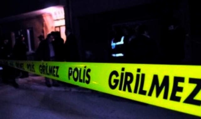 Karasu Sahilinde Erkek Cesedi Bulundu 