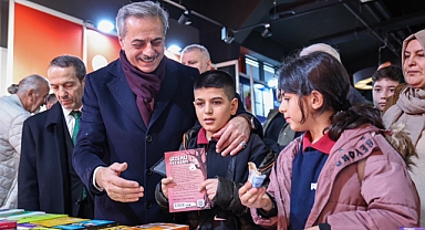 Sakarya Çocuk Edebiyatı Fuarı Kapılarını Açtı