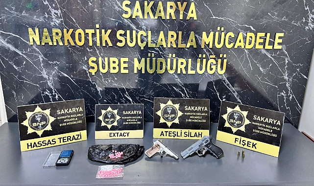 Sakarya'da Uyuşturucu Ticareti Yapan Şebekeye Operasyon