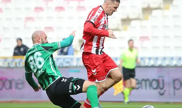 Sakaryaspor Sivas'ta 4-1 Kaybetti