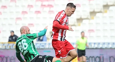 Sakaryaspor Sivas'ta 4-1 Kaybetti