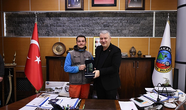 Serdivan Belediyesi Ekiplerinden Örnek Davranış 