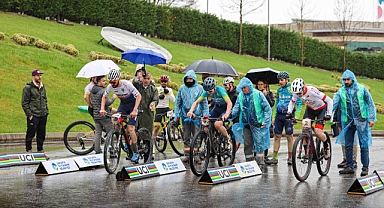 Büyükşehir’in İki Sporcusu Milli Formayla Pedal Çevirecek