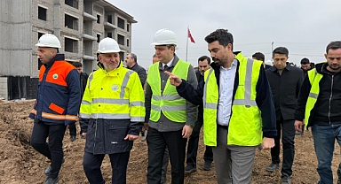 Hendek’te TOKİ Konutları Yükseliyor 