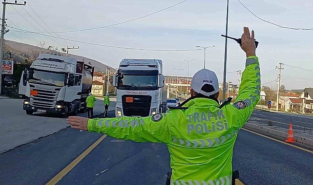 İstanbul Yönüne Ağır Taşıt Kısıtlaması Getirildi 