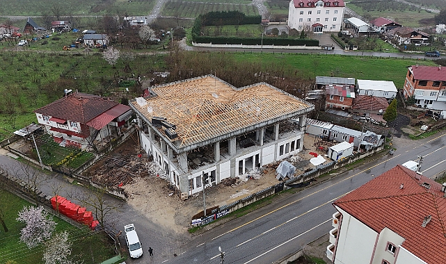 Karapürçek’e Yeni Sosyal Yaşam Alanı SGM’de Sona Doğru