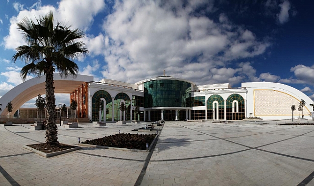 Serdivan Belediyesi'nde Görev Değişimi 