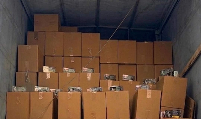 2 Araçta 6 Milyon Kaçak Makaron Yakalandı